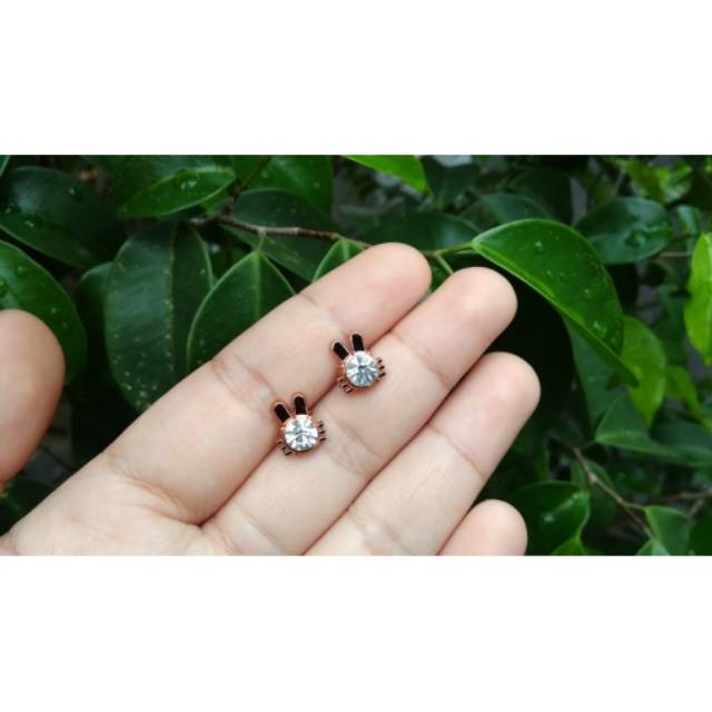 Anting Tusuk Rabbit