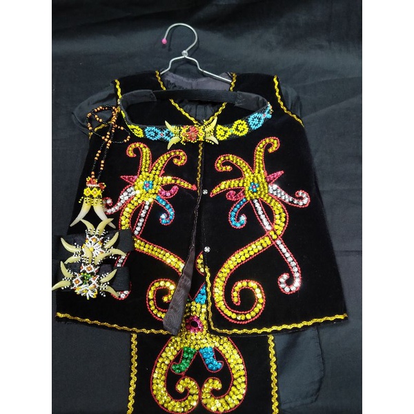 Baju Adat Dayak Kalimantan Pria Anak-anak 1 Set