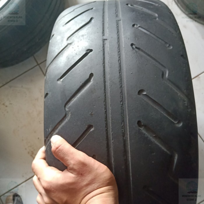 Ban ukuran 225/50 r15 tubles berkualitas