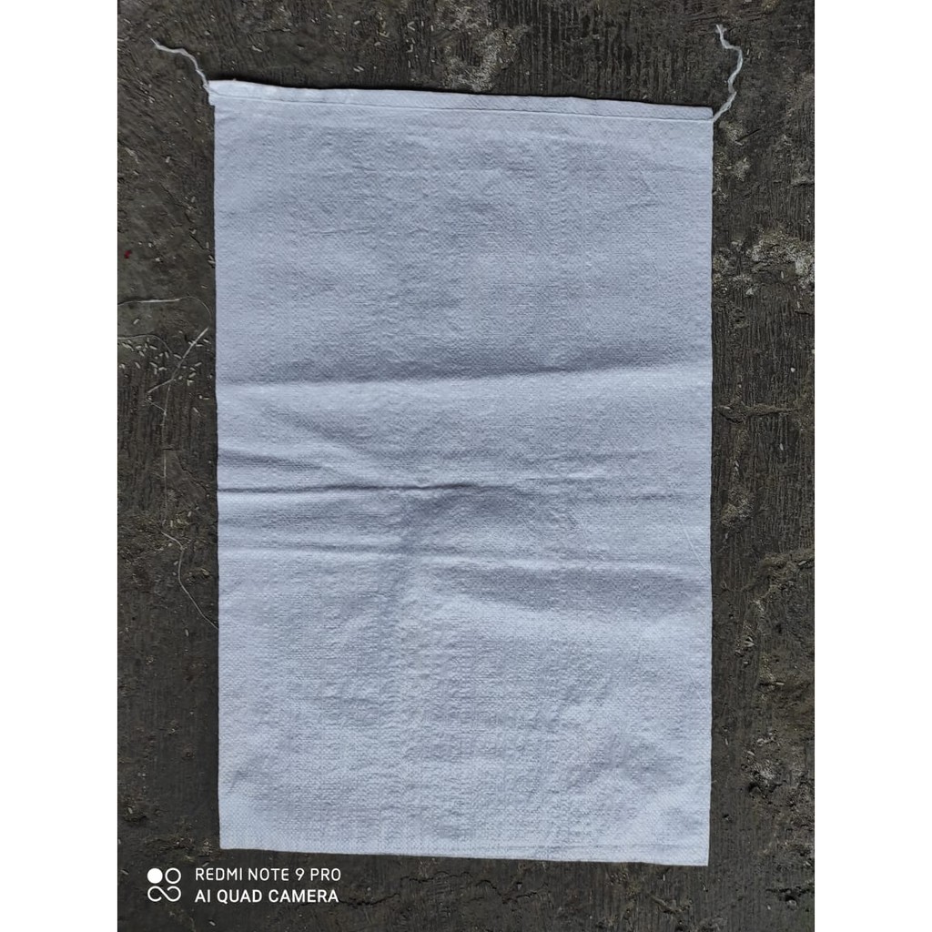 Karung plastik 50 kg baru tebal 50x80 cm