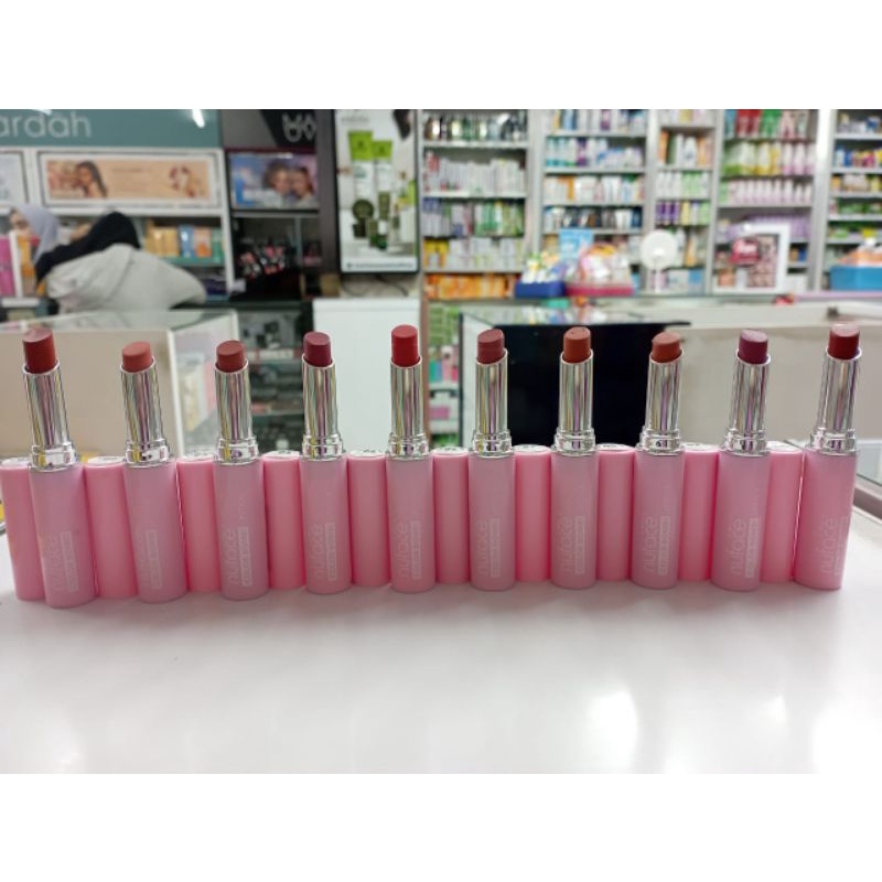 Nu Face lipstik Matte / ColorBomb 2,5gram