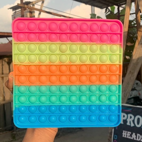 POP IT JUMBO VIRAL RAINBOW WARNA WARNI MAINAN ANAK TIKTOK-KOTAK 2O CM