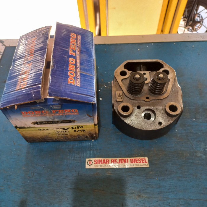 Cylinder Head Deksel Silinder Kop Mesin Diesel R180 Rata Dong Feng gz