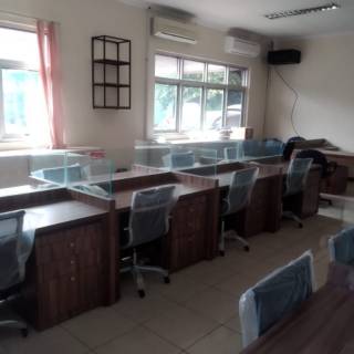  KURSI  KANTOR  BONUS RODA  DAN HIDROLIK Shopee Indonesia