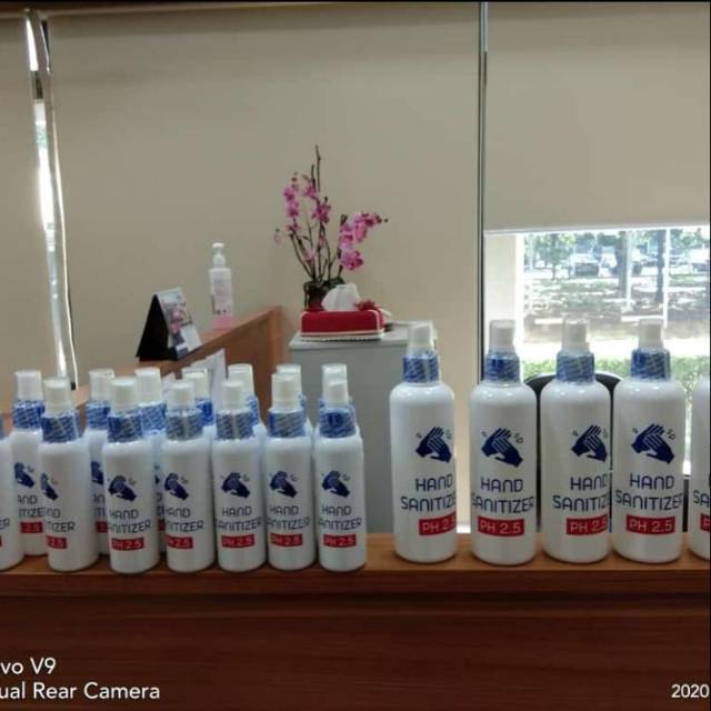 

Handsabitizer uk 100ml .minimal pengambilan 100 pcs