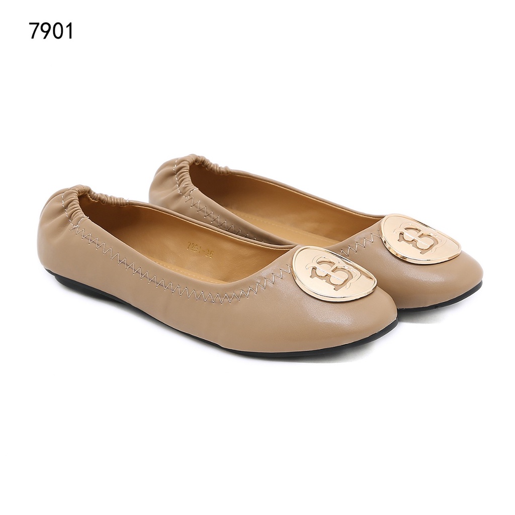 B-Logo Ballerinas Leather Flat Shoes 7901