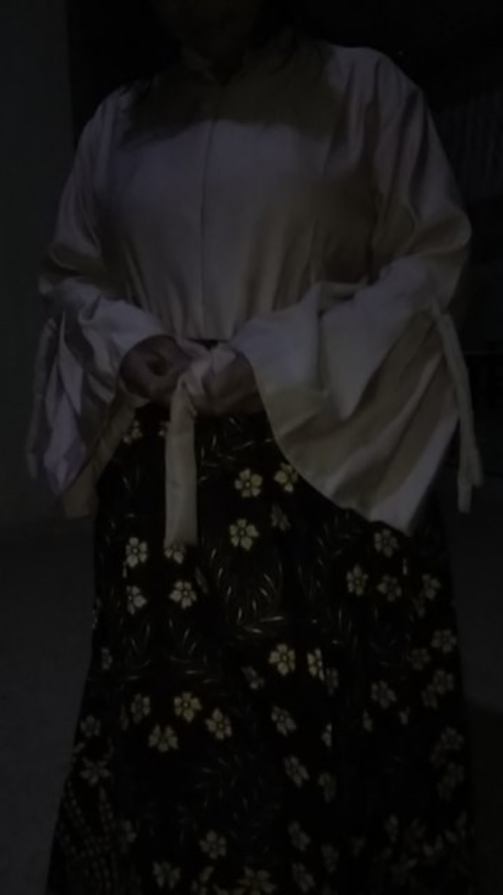 Maura Couple - Sania Ruffle Batik Couple Ori Ndoro Jowi Dnt Garansi Termurah Shopee - Seharga