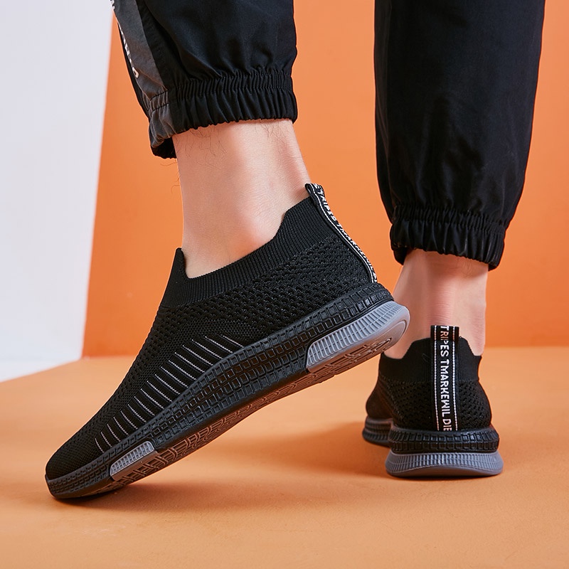 Toread Sepatu Slip On Pria Fashion Sneakers Polos MR130