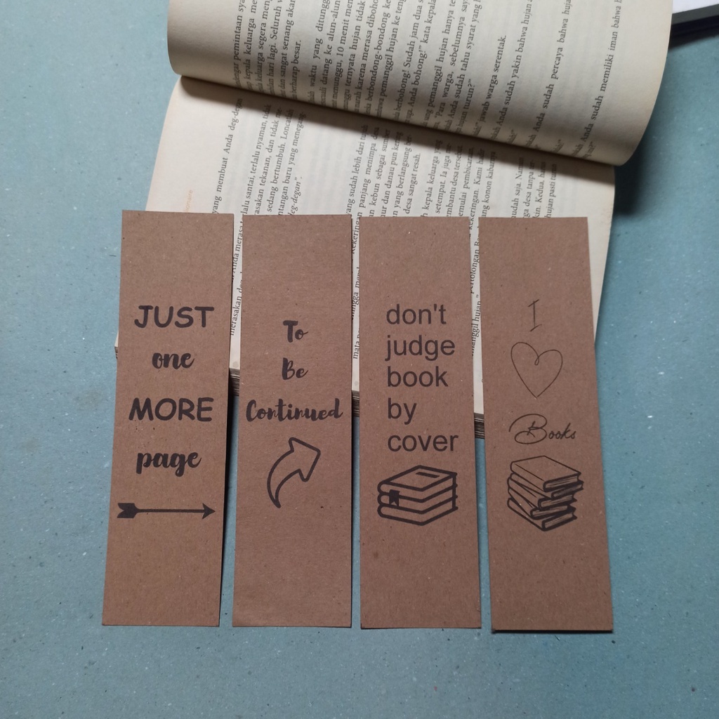 

Bookmark / Pembatas Buku - Kraft #02