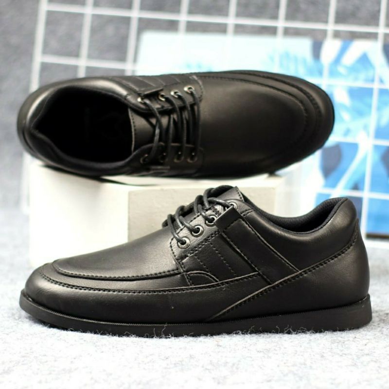 RAGA BLACK Sepatu Formal Pria Terbaru Keren Kerja Kantor Pantofel Casual Pentofel Kasual Kulit Sintetis