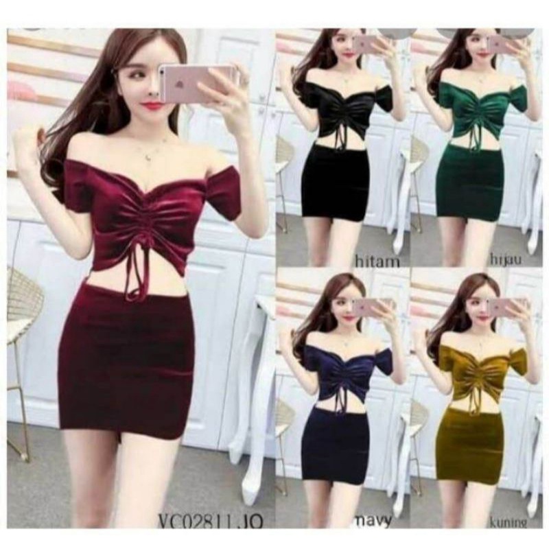Setelan Sabrina Model Dada Kerut 713 Bahan Bludru