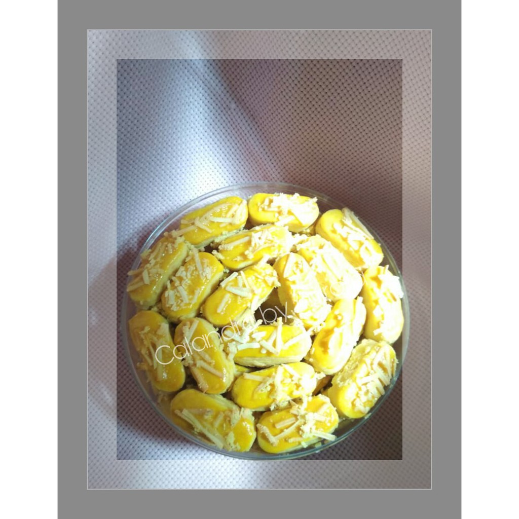 

KUE LEBARAN - KASTENGEL - CalbyA