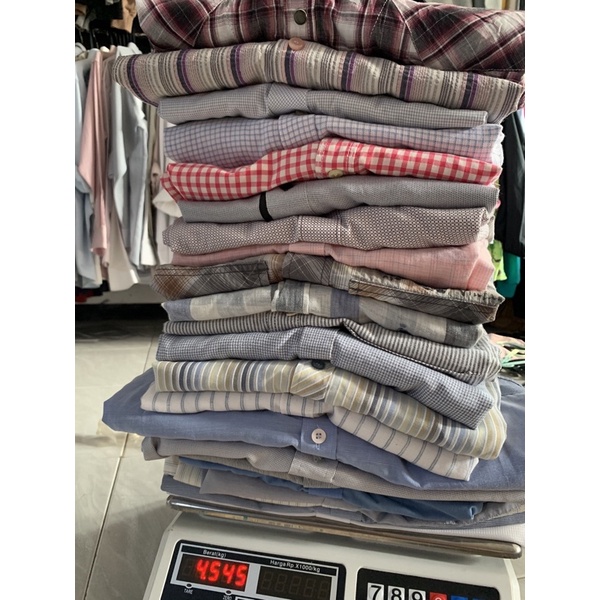 borongan kemeja uniqlo second masuk 5kg harga 30.000