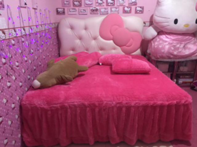 Kategori Sprei Rumbai Bulu Rasfur Non Motif (polos)