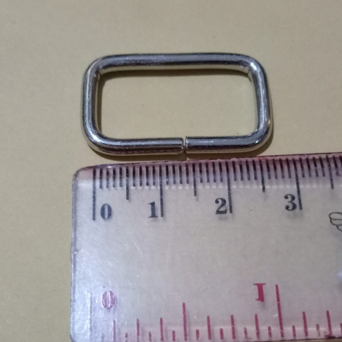 Ring Kotak tas nikel 2.5 cm kerajinan souvenir