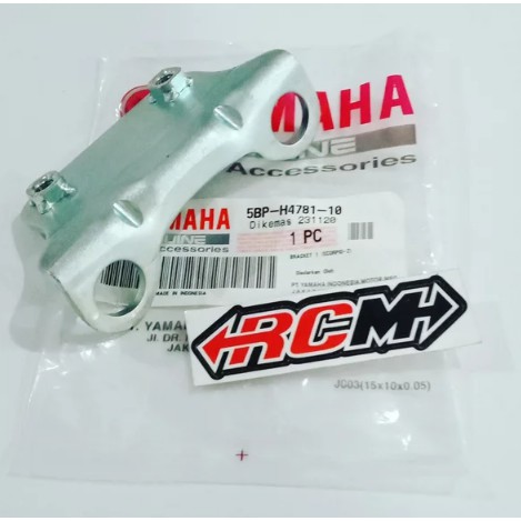 BRACKET BREKET DUDUKAN PELAT PLAT LAMPU BELAKANG STOP LAMP STOPLAMP SCORPIO Z LAMA OLD ORI 5BP-H4781