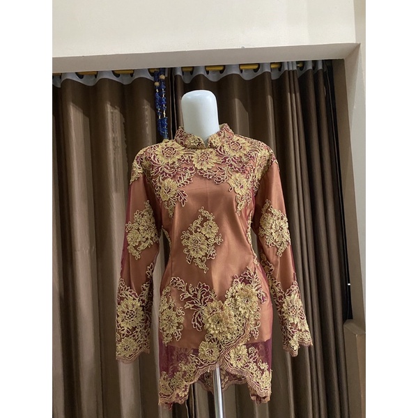 Atasan baju kondangan