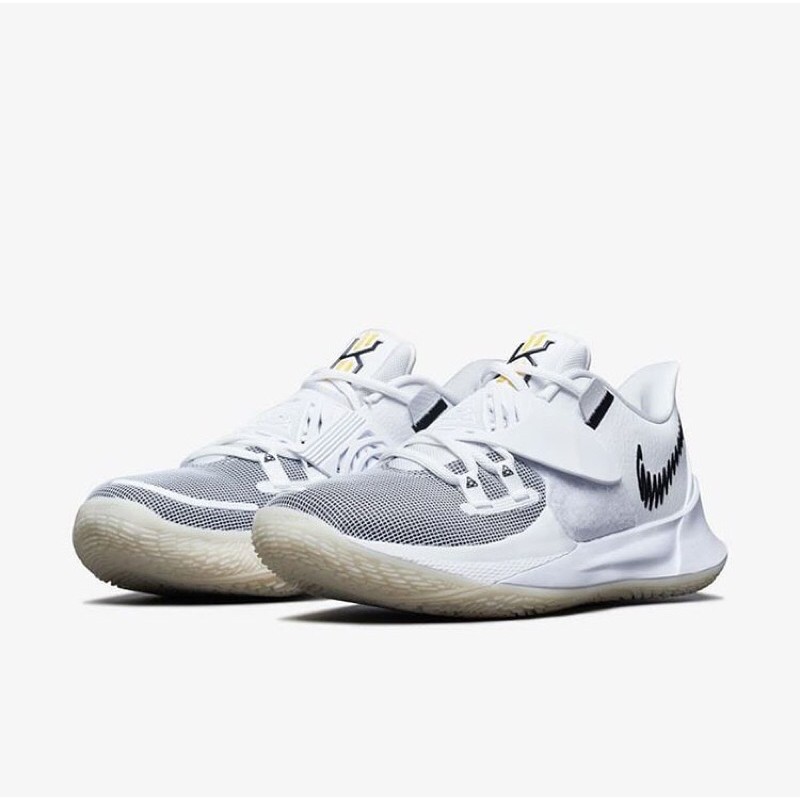nike performance kyrie low 3