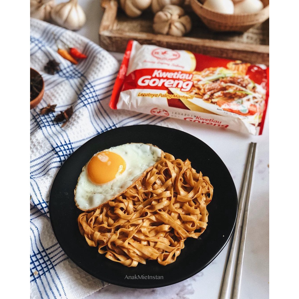 

Kwetiaw Kwetiau Goreng Cap Burung Layang Terbang 85 Gram