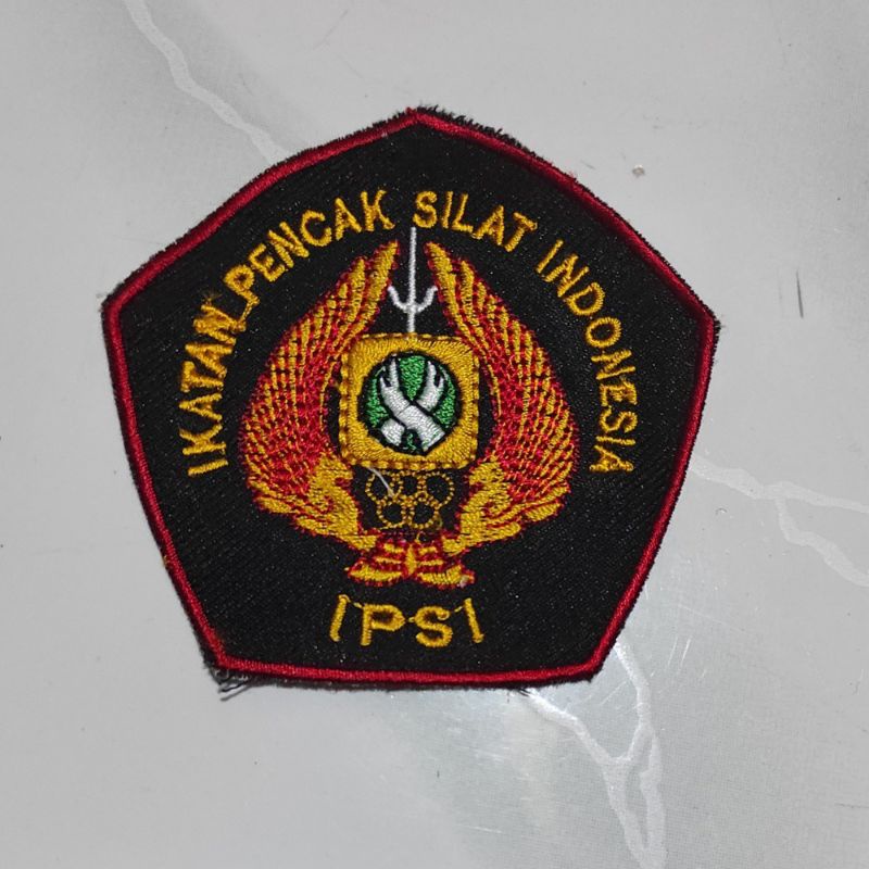 BED IPSI HITAM FULL BORDIR-Bet Silat IPSI Bordir Komputer - Bed Logo Pencak Silat IPSI - Badge IPSI-