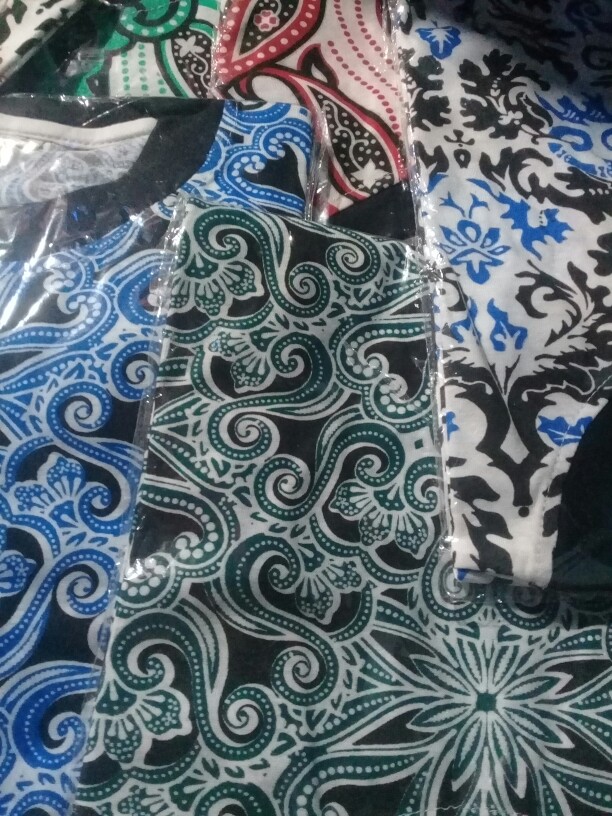 Kaos Batik Pekalongan Kaos Jogja Kaos Murah Baju Batik Pria Wanita Baju Batik Pria Motif Gatotkaca