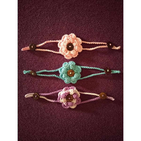 konektor masker rajut bunga