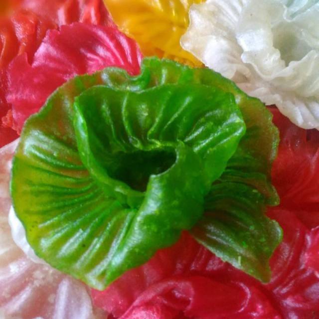 

Kerupuk kembang rose/oleh² khas sunda