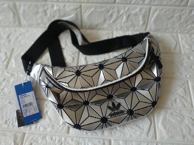 adidas waist bag xeno reflective