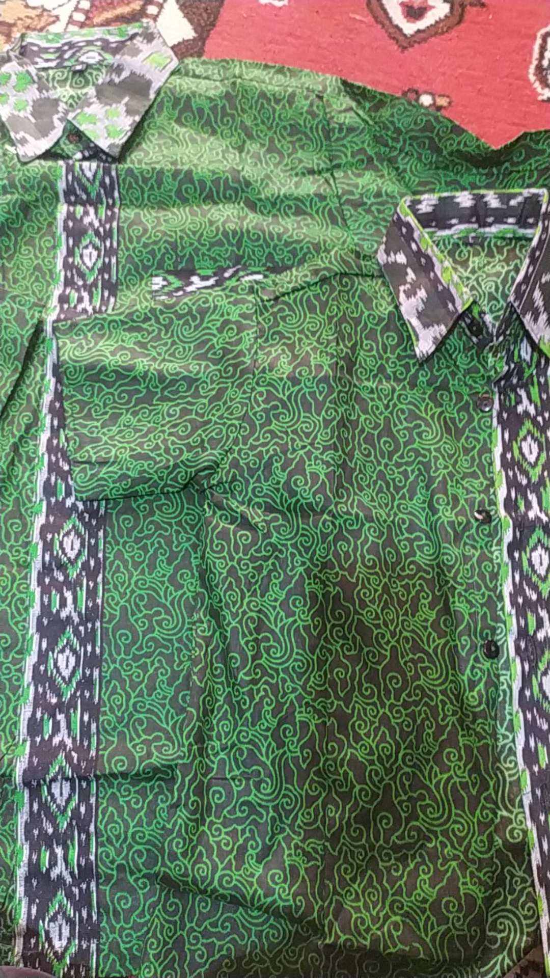 Sadana - Batik Anak Kemeja Mega Mendung Biru, Merah, Dan Hijau Botol