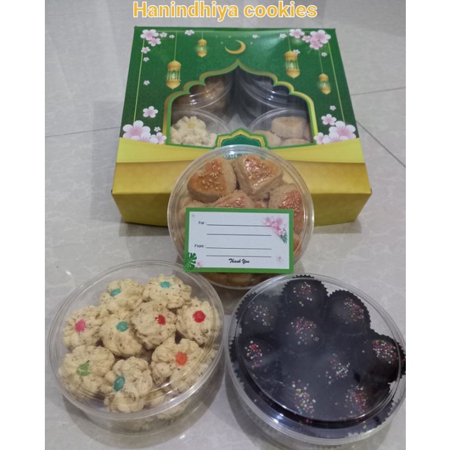 

Hampers idul fitri kemasan 250g isi 4toples