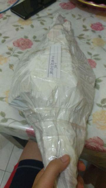 Ukiran Sudut Ornamen Tempel Bahan Kayu Motif Pacul  18 X 9,5cm