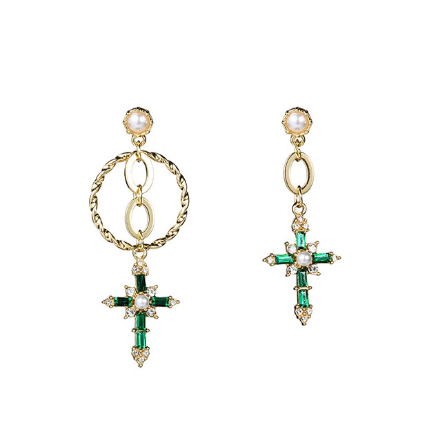 LRC Anting Tusuk Fashion Gold Emerald Earrings With Emerald Cross Size Ring F89480