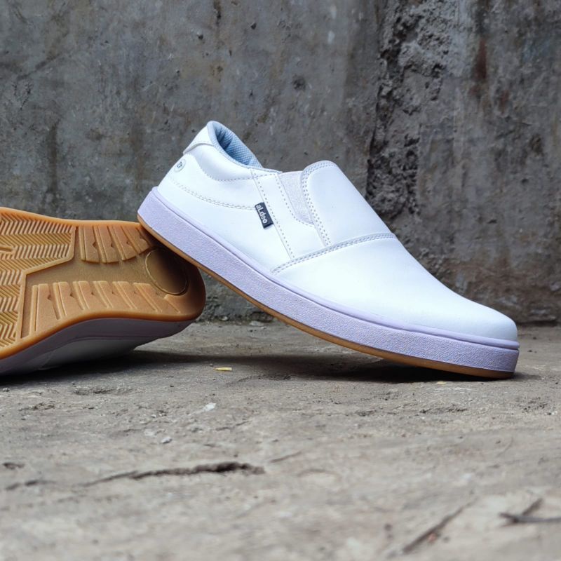 Sepatu Slip On Pria Casual Original Asli Aldhis Putih Polos Slop Kasual Tanpa Tali Full White Gum Buat gaya dan Jalan Jalan