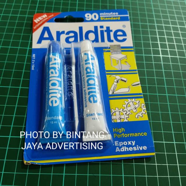 

LEM ARALDITE BIRU 30ML (15ML X 2PCS) EPOXY ADHESIVE ARALDITE