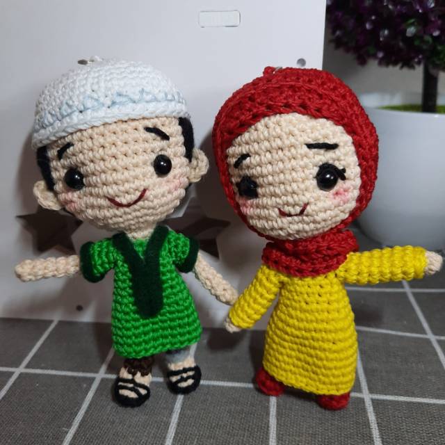 boneka rajut nussa dan rara / amigurumi / gantungan kunci