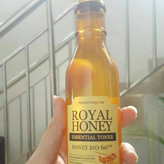 Skinfood Royal Honey Essential Toner.