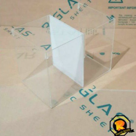 Aquarium Soliter Akrilik Cupang 2 Kamar 20x10x15cm 2mm