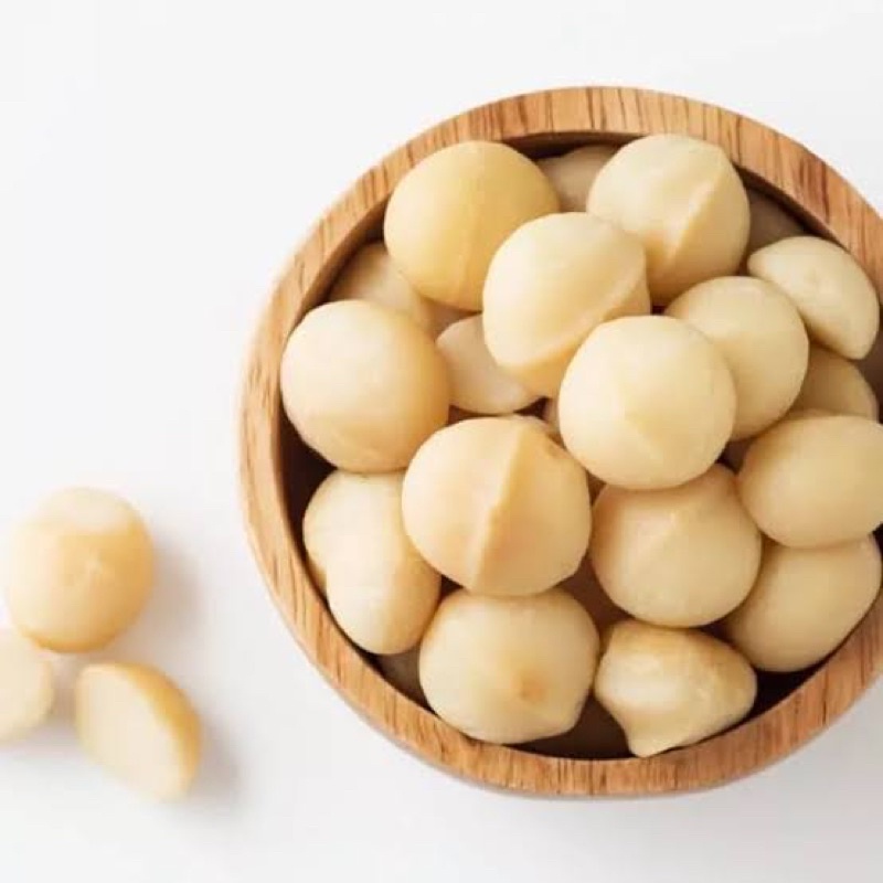 

kacang makadam/macadamia utuh 1kg