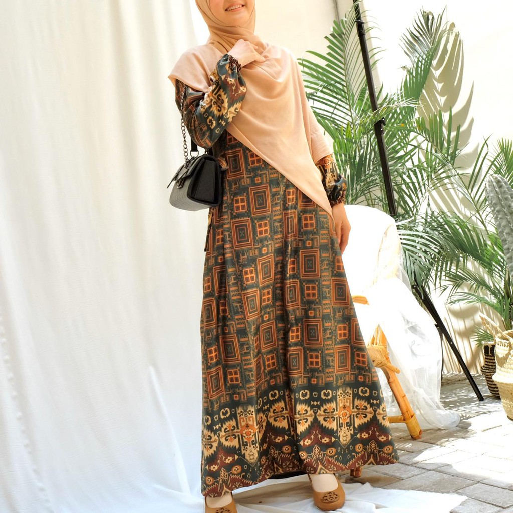 Asmarani Dress by Birumuda