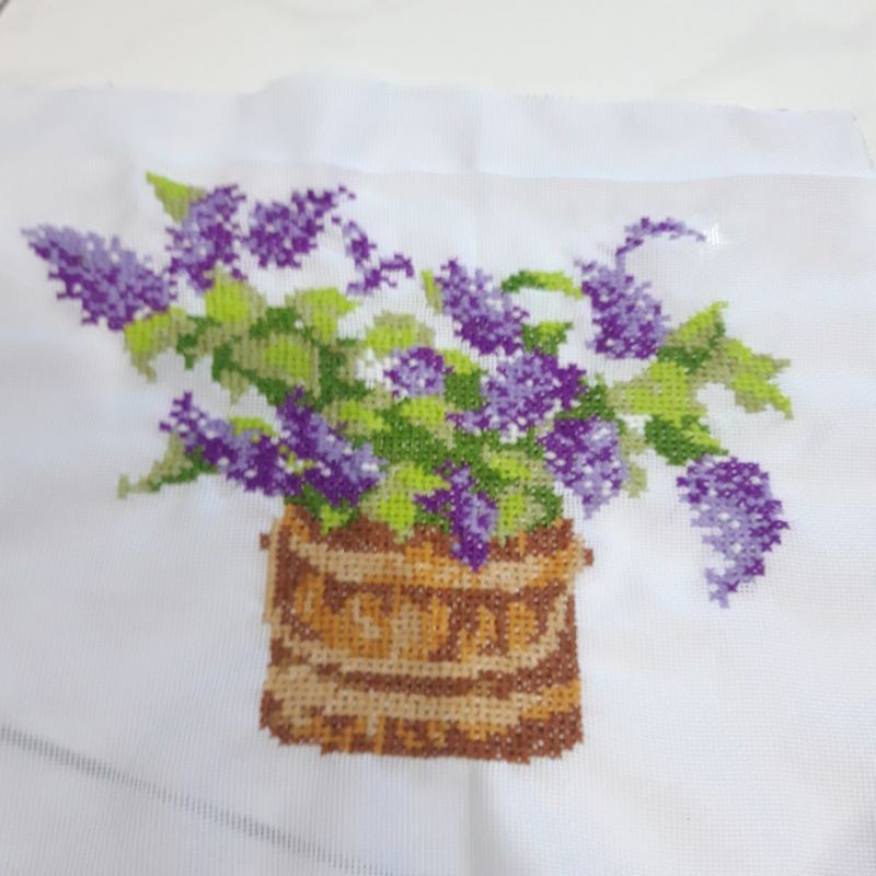 Kristik Jadi Bunga Ungu