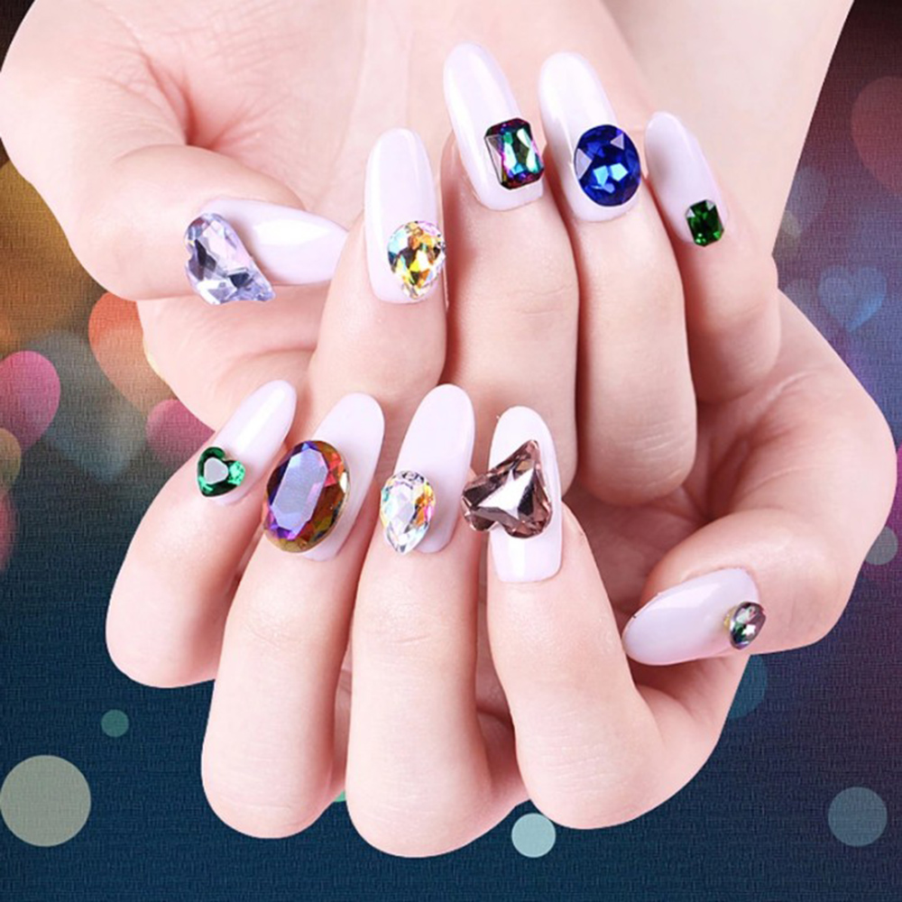 Chifeng 10PCS Ornamen Kristal Berlian Imitasi Bentuk Hati Ukuran 8MM Untuk Dekorasi Nail Art DIY