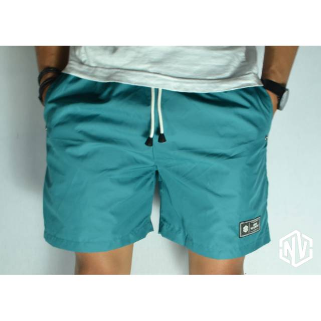 TOSCA - Celana Pendek Santai/ Pantai Original Noir Vetements