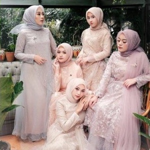 Paket Bridesmaid Seragam Lengkap Kain Satin Velvet Brukat Tile Akar Motif Dot Lengkap