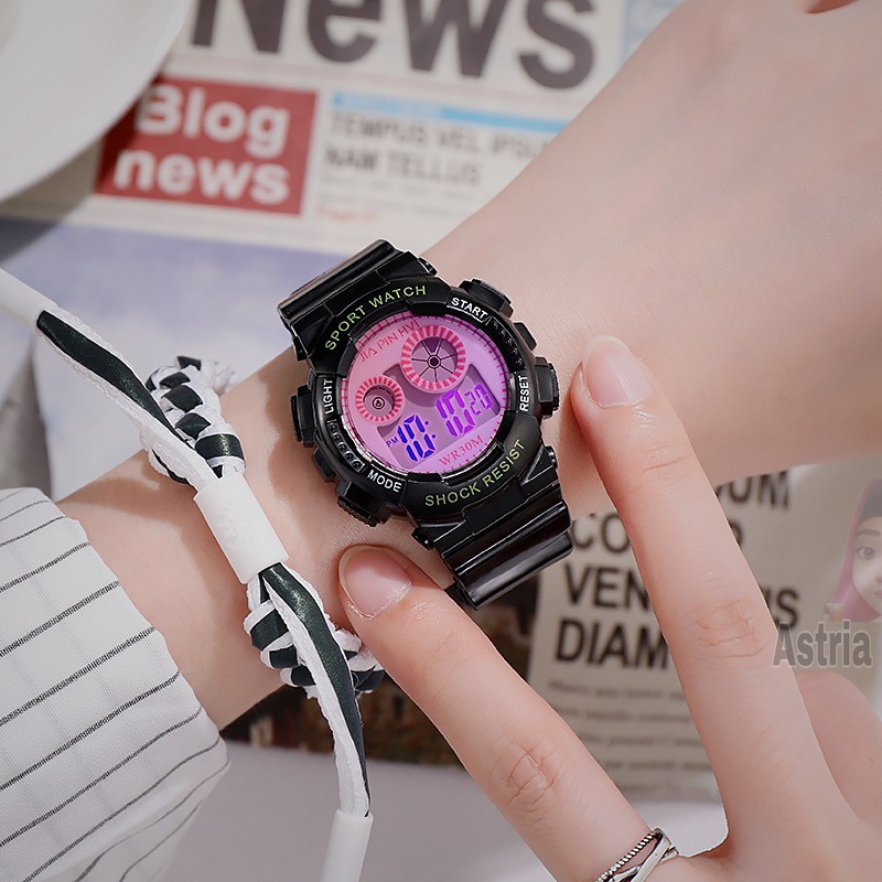 Jam Tangan Digital Wanita Korean Sport Rubber Dial Bulat Fashion Impor