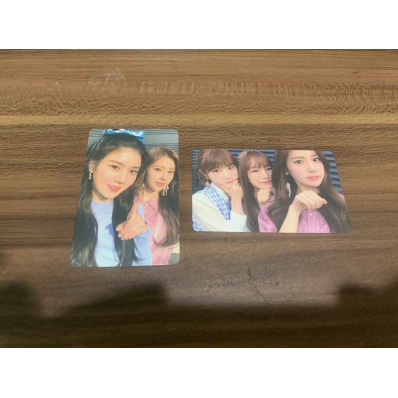 IZ*ONE COLOR*IZ GROUP PHOTOCARD