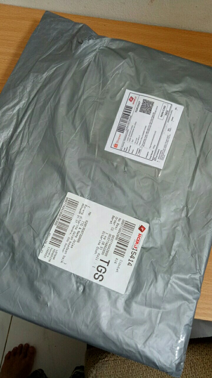 Kemeja Batik Pria Lengan Pendek Bs67 Katun Motif Modern Dixmont Semi Slim Fit Premium