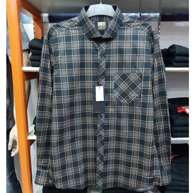 Carlos Moreno Kemeja Casual 02