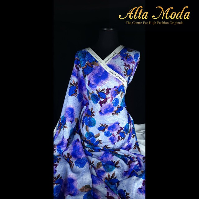 

Alta Moda Printed Silk Sutra Premium Floral Lukis Biru Muda (1M)