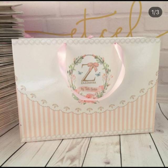 

PAPERBAG t 25 p 35 l 10