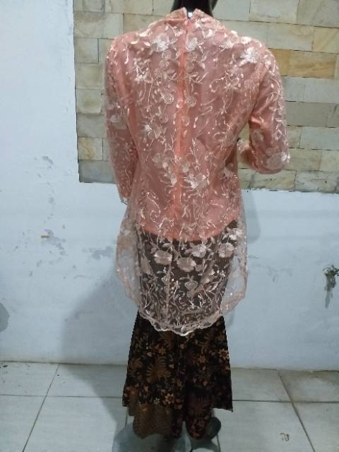 Set Kebaya tulle bordir gliter pinquin